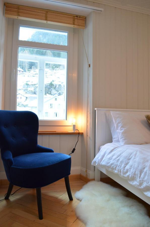 Alpine Haus Apartment Goschenen Ngoại thất bức ảnh