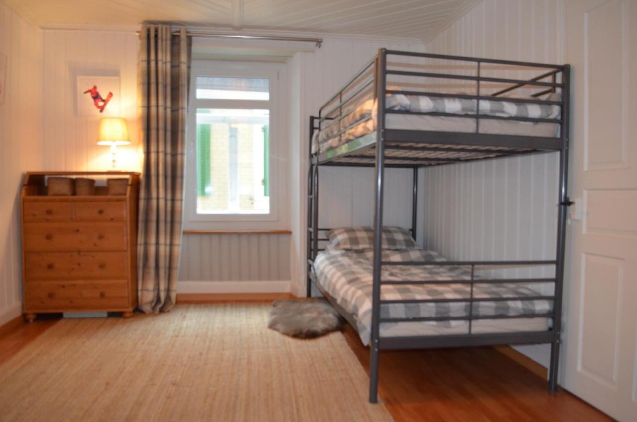 Alpine Haus Apartment Goschenen Ngoại thất bức ảnh