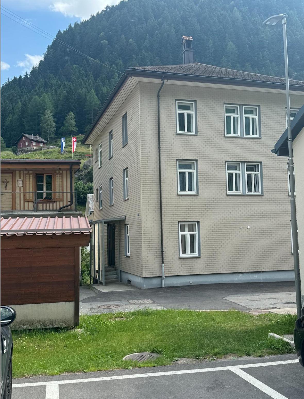 Alpine Haus Apartment Goschenen Ngoại thất bức ảnh