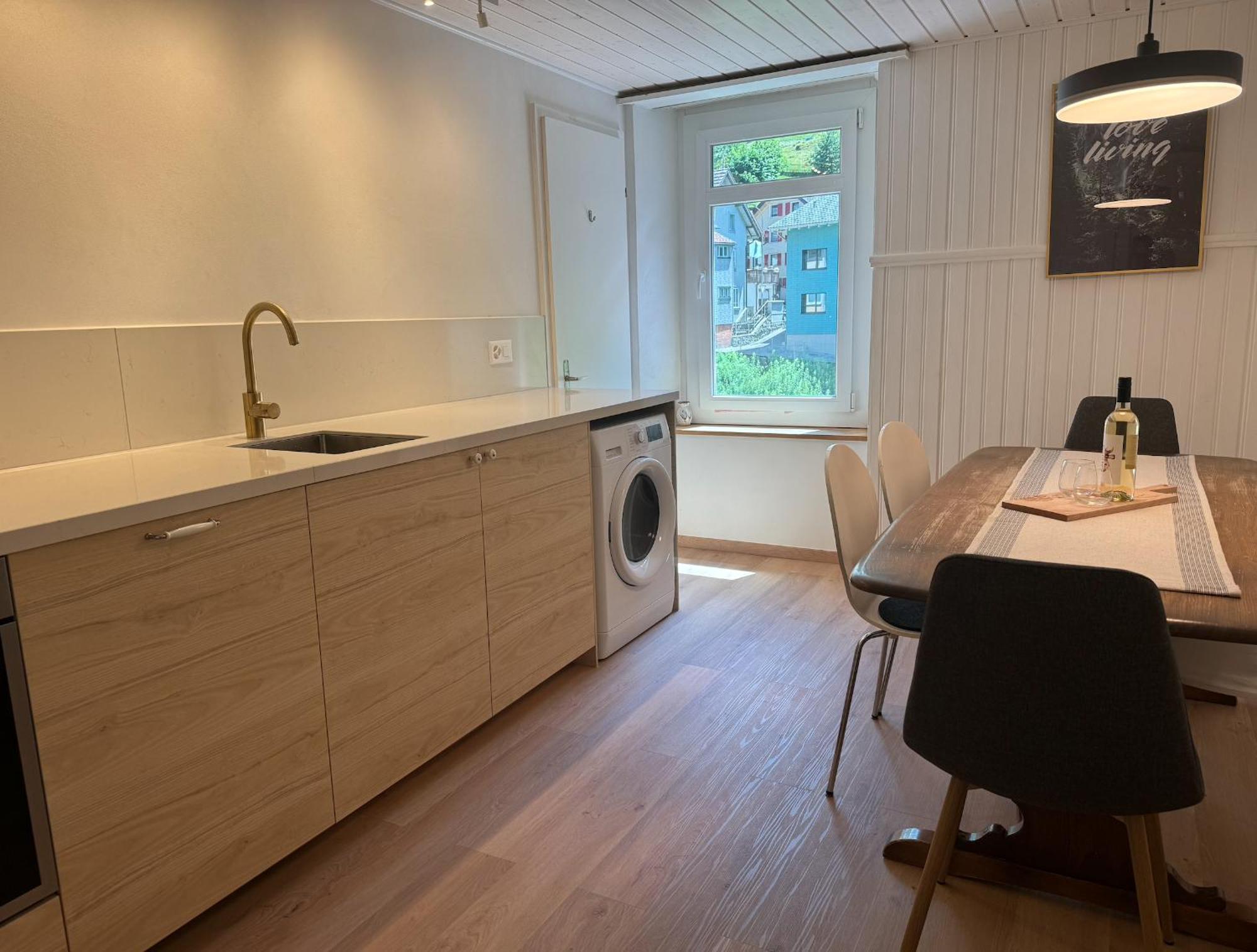 Alpine Haus Apartment Goschenen Ngoại thất bức ảnh